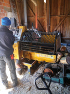 Halbe LKW-Ladung Brennholz – 30 RM kammergetrocknetes Buchenholz, ofenfertig, inkl. Lieferung